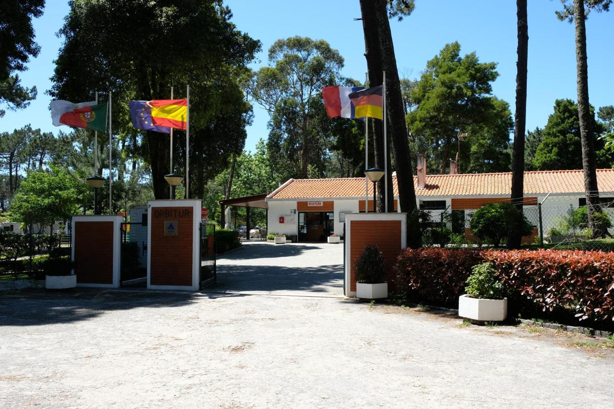فندق Parque De Campismo Orbitur كامينيا المظهر الخارجي الصورة